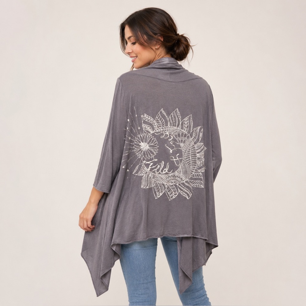 Kyla Seo Gray Open-Front Cardigan with Sun & Moon Graphic